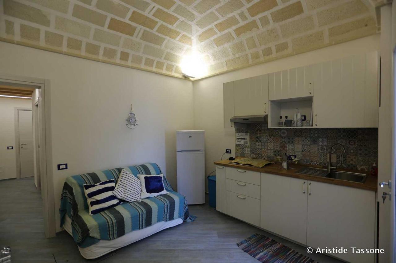 Il Cortiletto Su Levanzo Фавиньяна Экстерьер фото